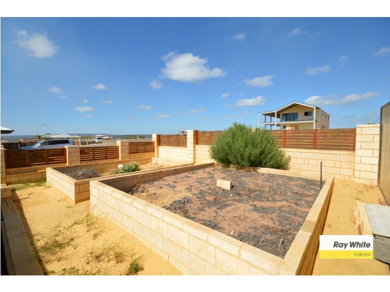 75 Charlton Loop, Kalbarri WA 6536
