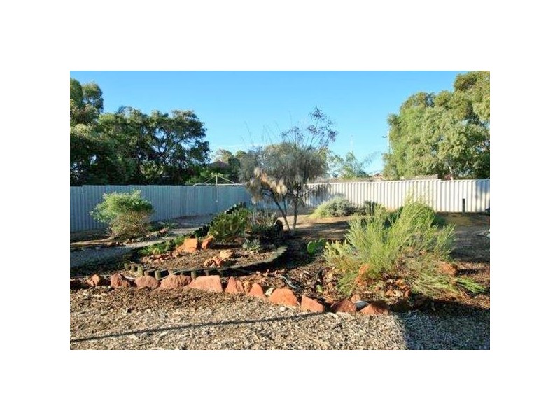 4 Nairn Place, Kalbarri WA 6536