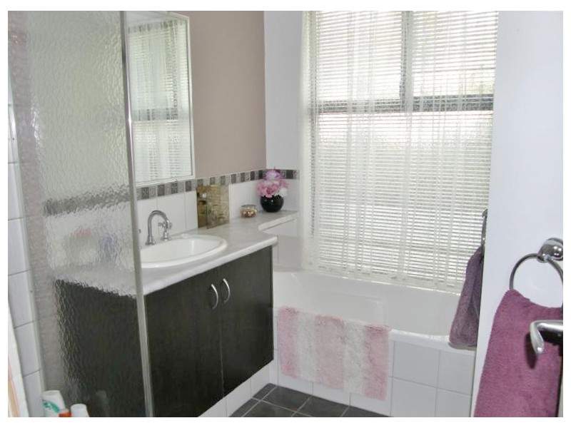 12 Gliddon Avenue, Kalbarri WA 6536