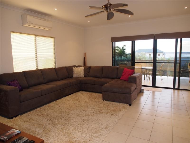 2 Mariner Crescent, Kalbarri WA 6536
