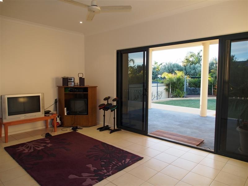 2 Mariner Crescent, Kalbarri WA 6536
