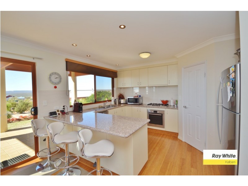 29 Charlton Loop, Kalbarri WA 6536