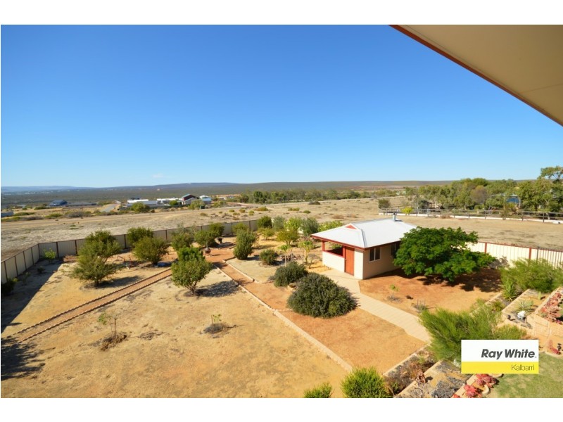 29 Charlton Loop, Kalbarri WA 6536