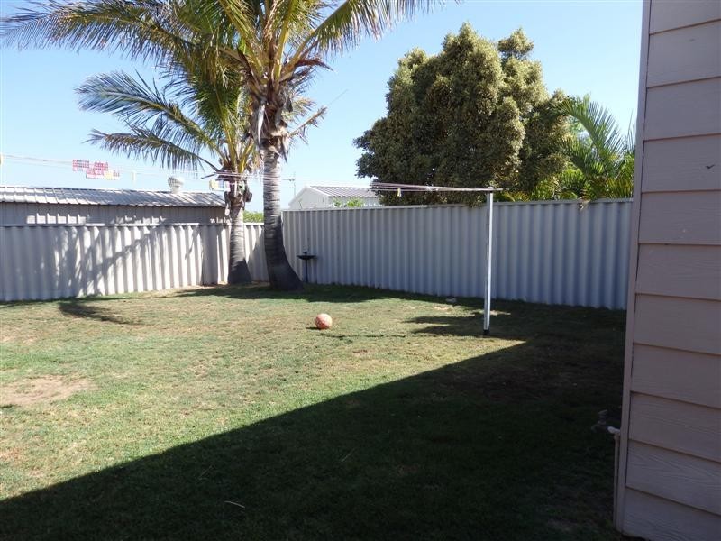 20 Gantheaume Crescent, Kalbarri WA 6536