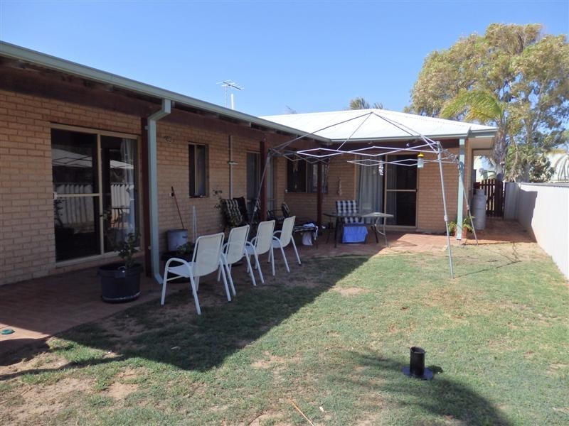 20 Gantheaume Crescent, Kalbarri WA 6536