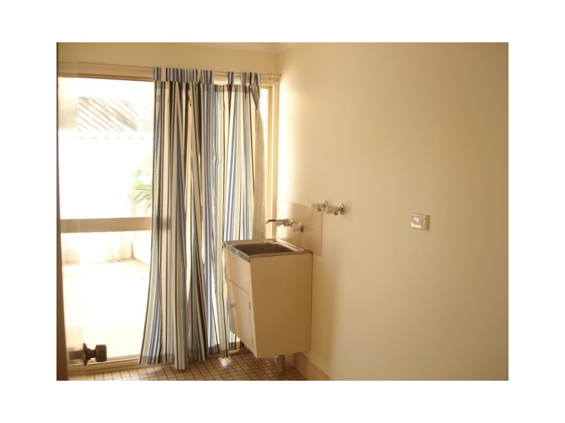 24 Batavia Circle, Kalbarri WA 6536