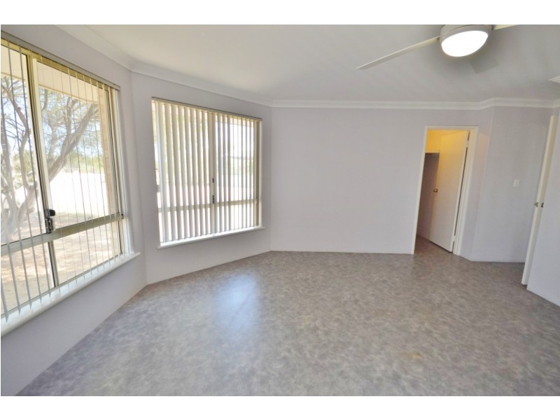 4 Gallant Close, Kalbarri WA 6536