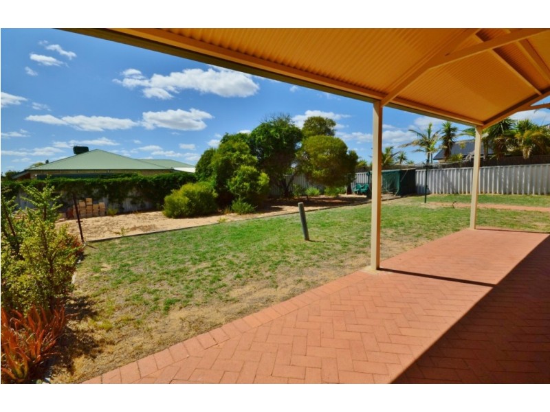 4 Gallant Close, Kalbarri WA 6536