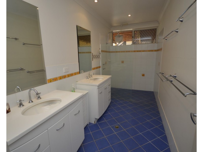 18 Glass Street, Kalbarri WA 6536