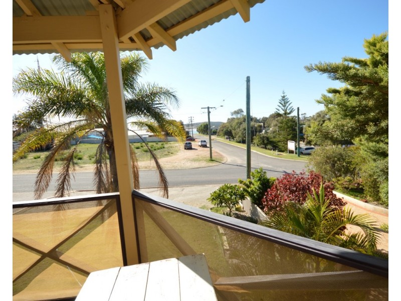 18 Glass Street, Kalbarri WA 6536