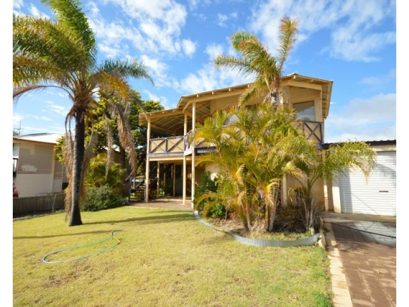 18 Glass Street, Kalbarri WA 6536