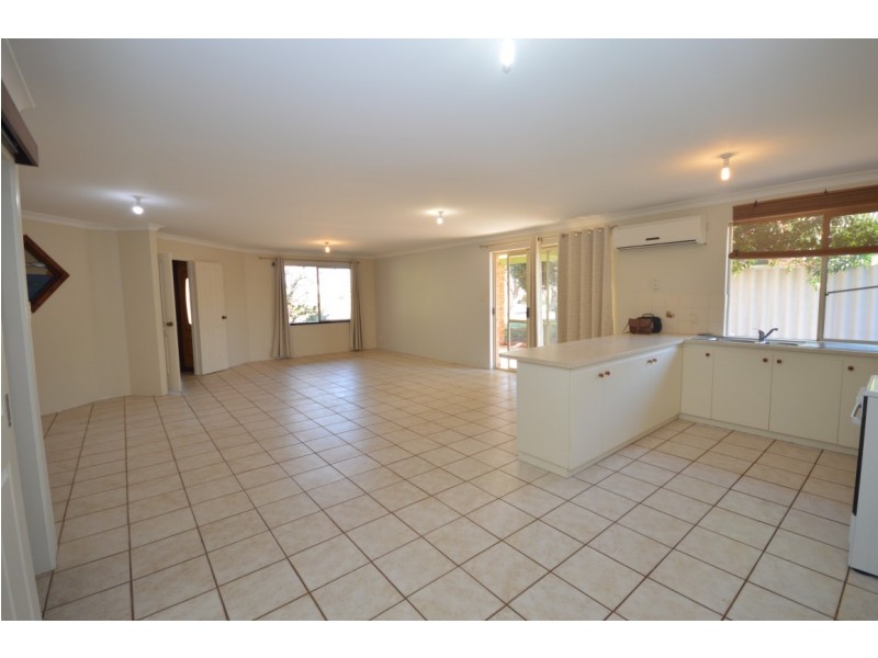 11B Waikiri Parade, Kalbarri WA 6536