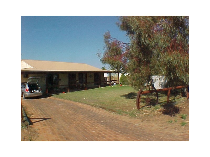 14 Starfire Close, Kalbarri WA 6536