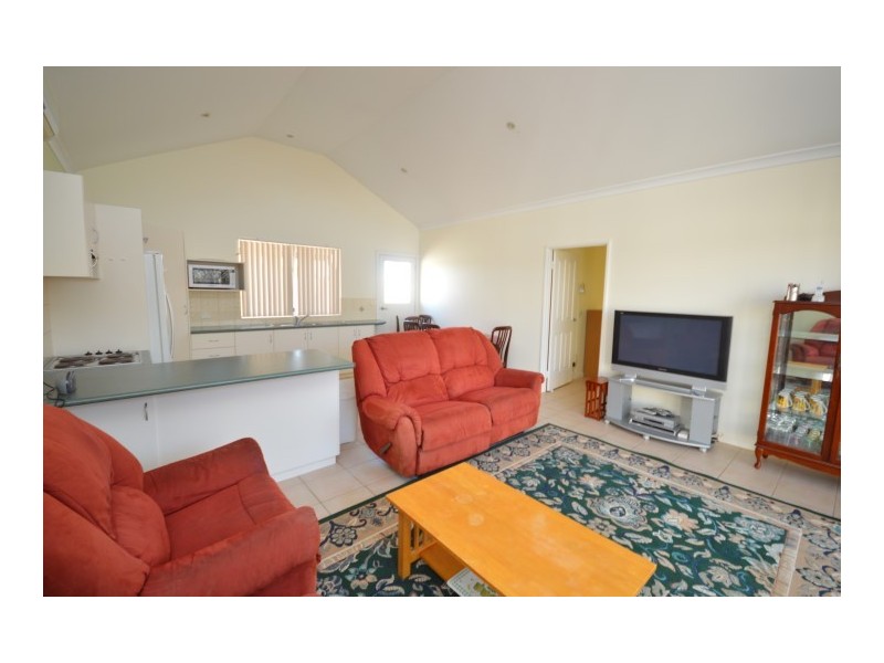 2/4 Seakist Retreat, Kalbarri WA 6536