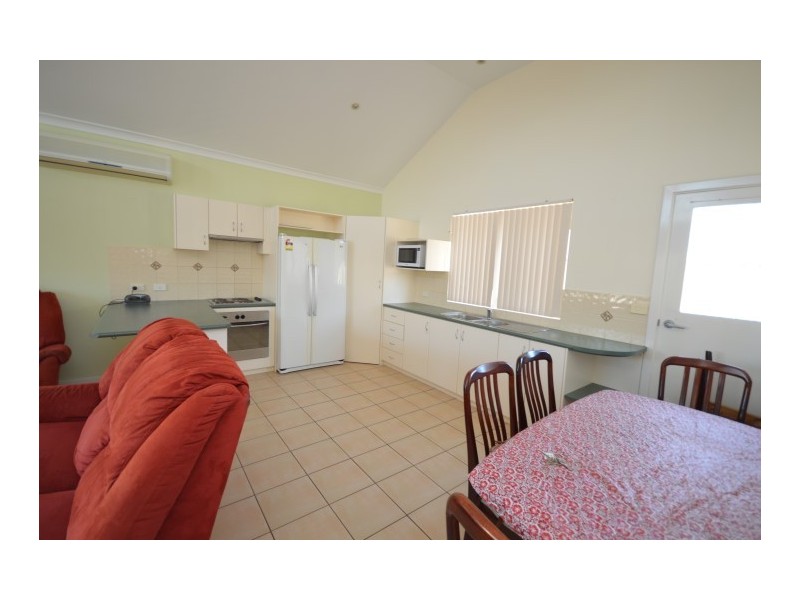 2/4 Seakist Retreat, Kalbarri WA 6536