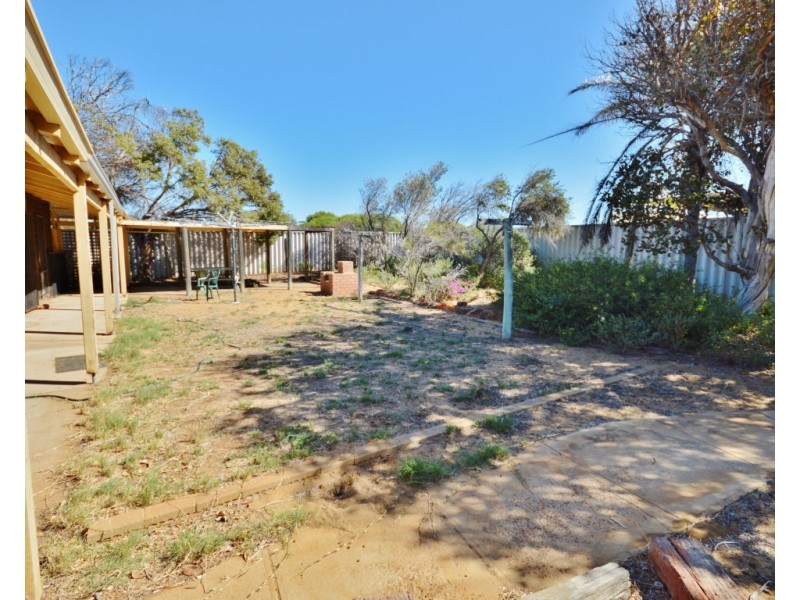 3 Gantheaume Crescent, Kalbarri WA 6536