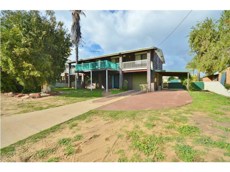 3 Chick Place, Kalbarri WA 6536