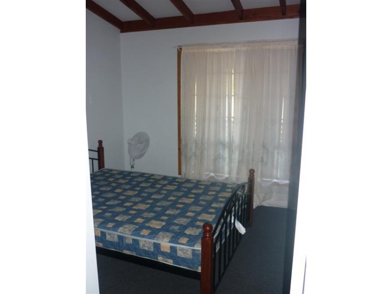 4 Chick Place, Kalbarri WA 6536