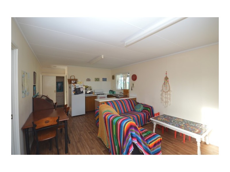 2B Clifton Place, Kalbarri WA 6536