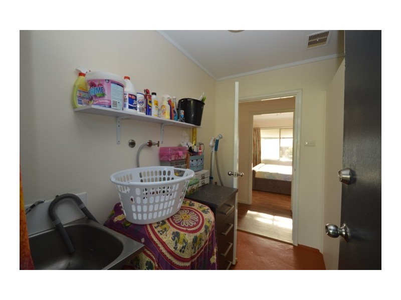 2B Clifton Place, Kalbarri WA 6536