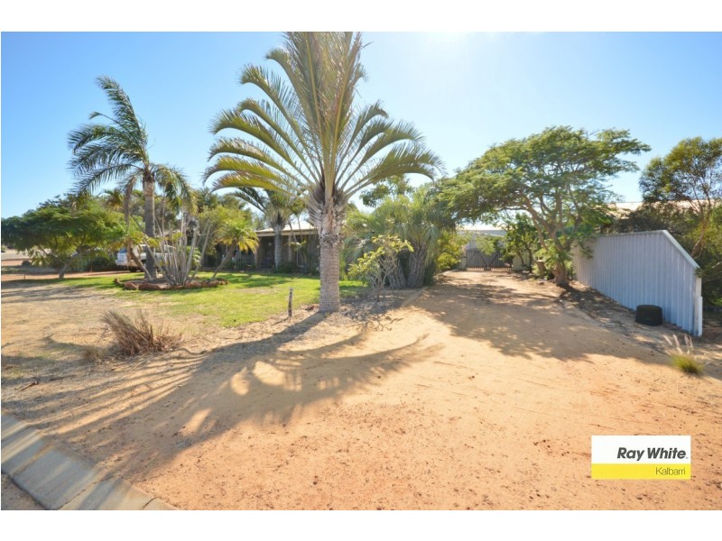 13 Waikiri Parade, Kalbarri WA 6536