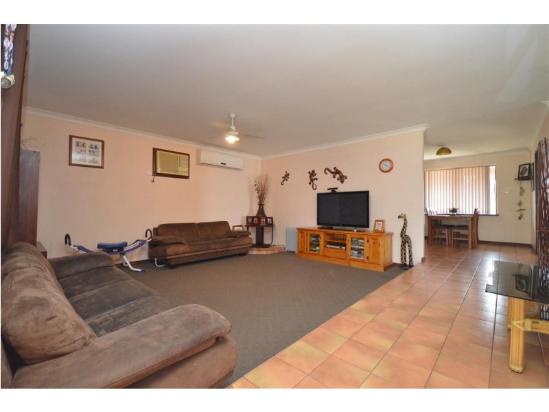 14 Starfire Close, Kalbarri WA 6536