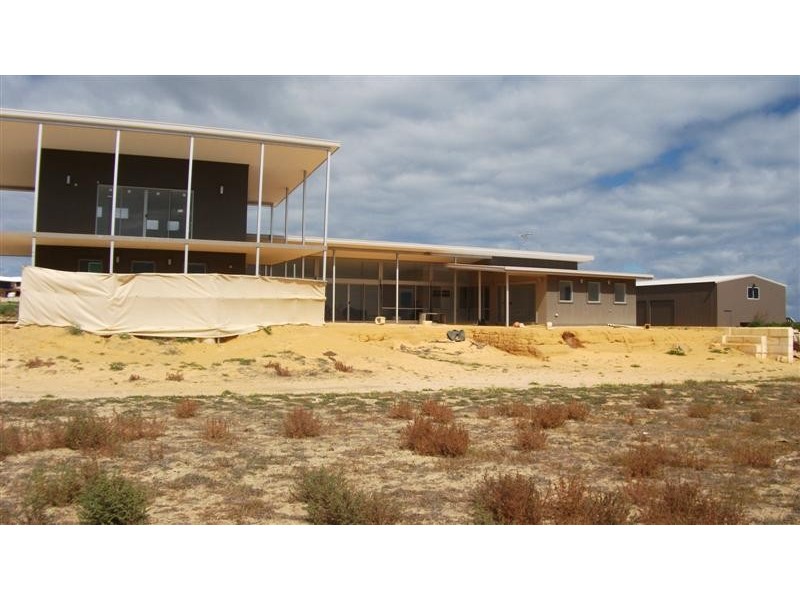 12 Castaway Street, Kalbarri WA 6536