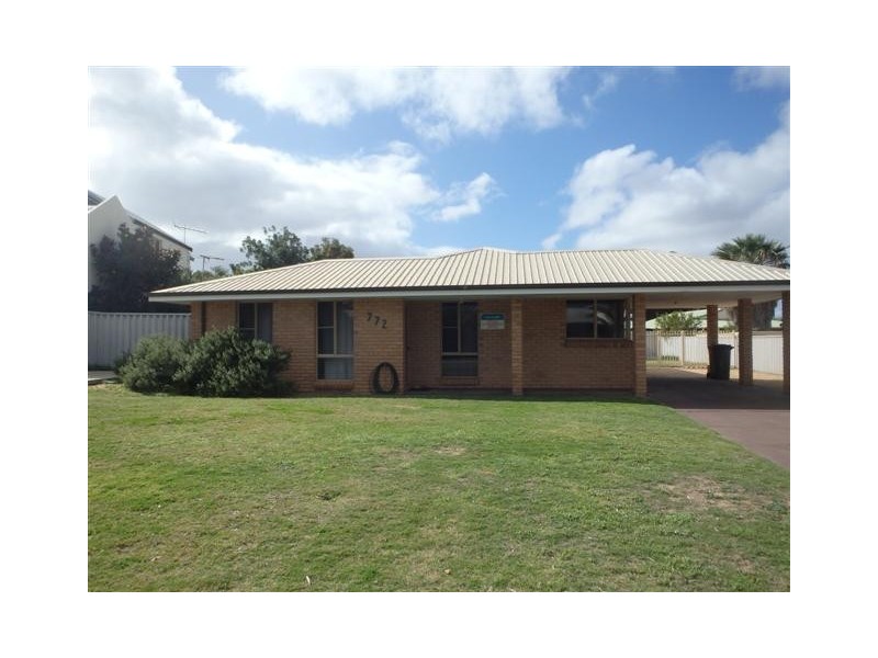 17 Gantheaume Crescent, Kalbarri WA 6536