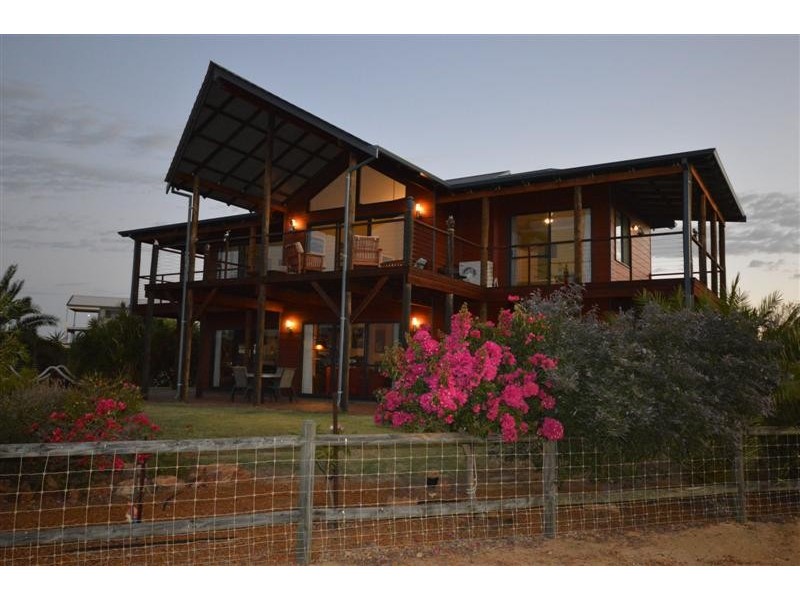 13 Tern Way, Kalbarri WA 6536