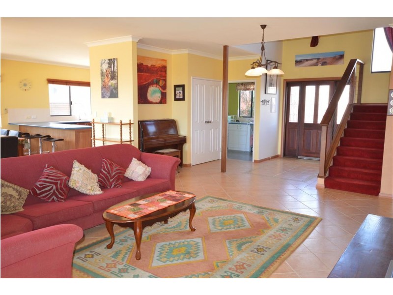 13 Tern Way, Kalbarri WA 6536