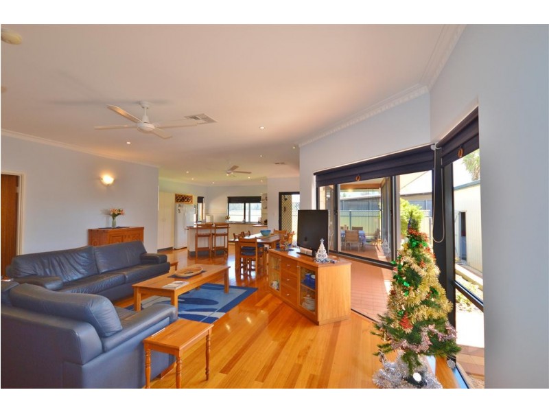 5 Sequita Way, Kalbarri WA 6536