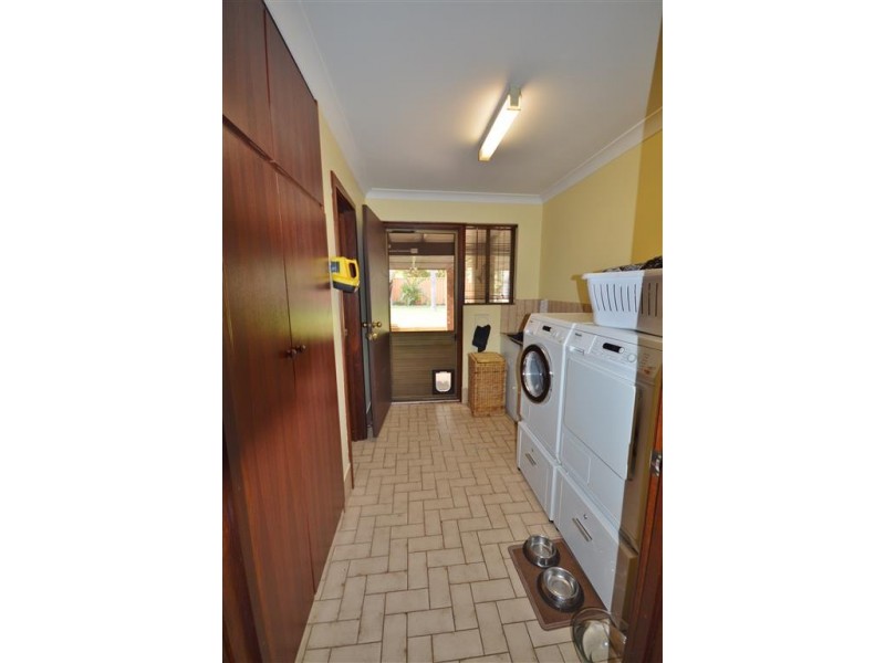 4 Francis Close, Kalbarri WA 6536