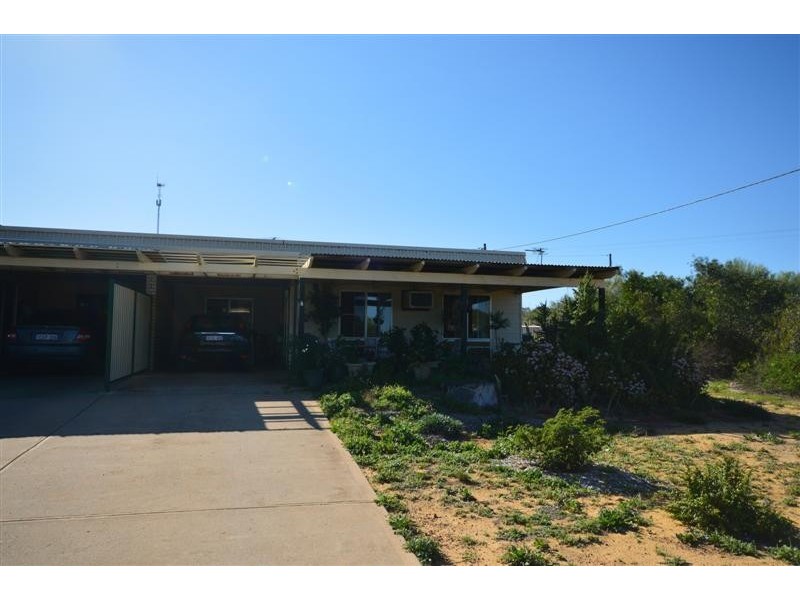 8C Penn Street, Kalbarri WA 6536