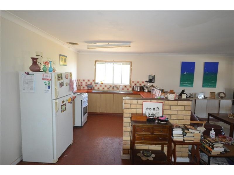 8C Penn Street, Kalbarri WA 6536
