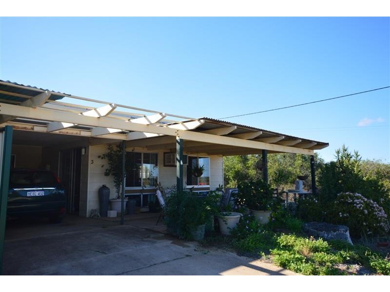 8C Penn Street, Kalbarri WA 6536