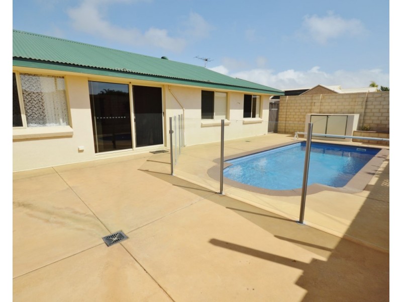 51 Gantheaume Crescent, Kalbarri WA 6536