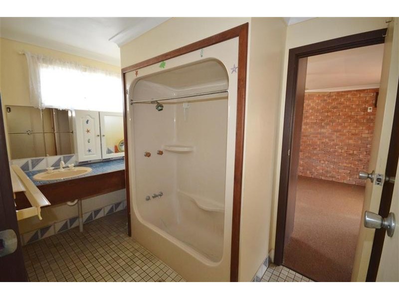 13 Chick Place, Kalbarri WA 6536