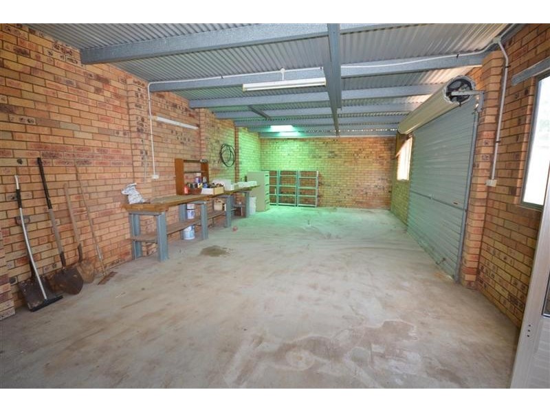 13 Chick Place, Kalbarri WA 6536