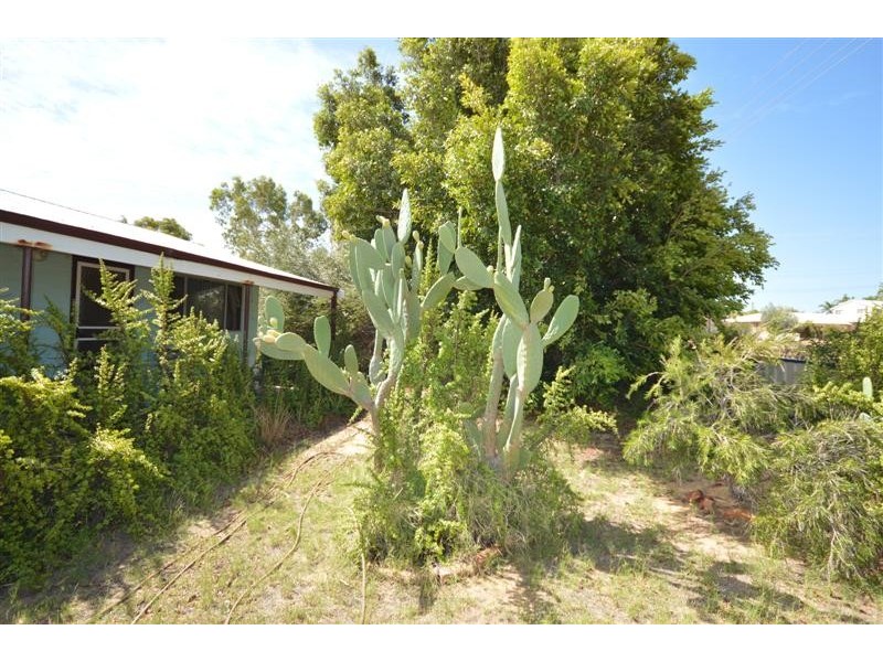 6 Ralph Street, Kalbarri WA 6536