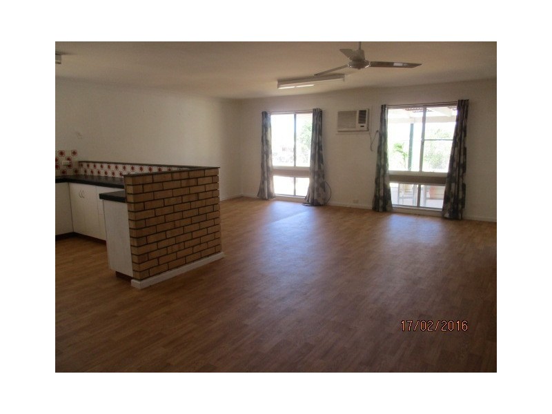 8C Penn Street, Kalbarri WA 6536