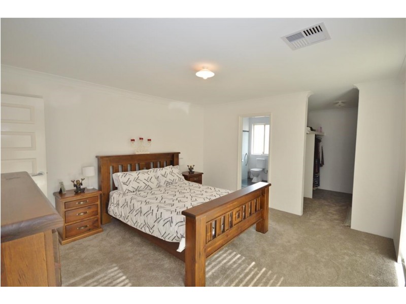 9 Emerald Vista, Kalbarri WA 6536