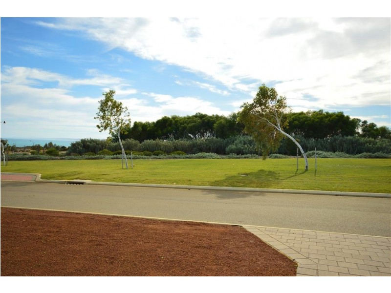 9 Emerald Vista, Kalbarri WA 6536