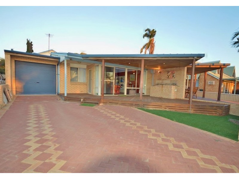 1/132 Grey Street, Kalbarri WA 6536