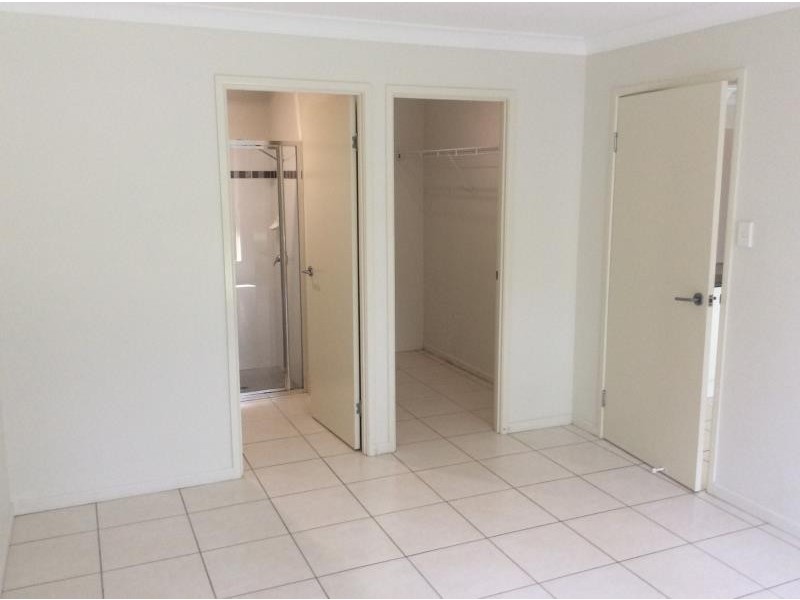 1/209 Pulgul St Urangan, Urangan QLD 4655