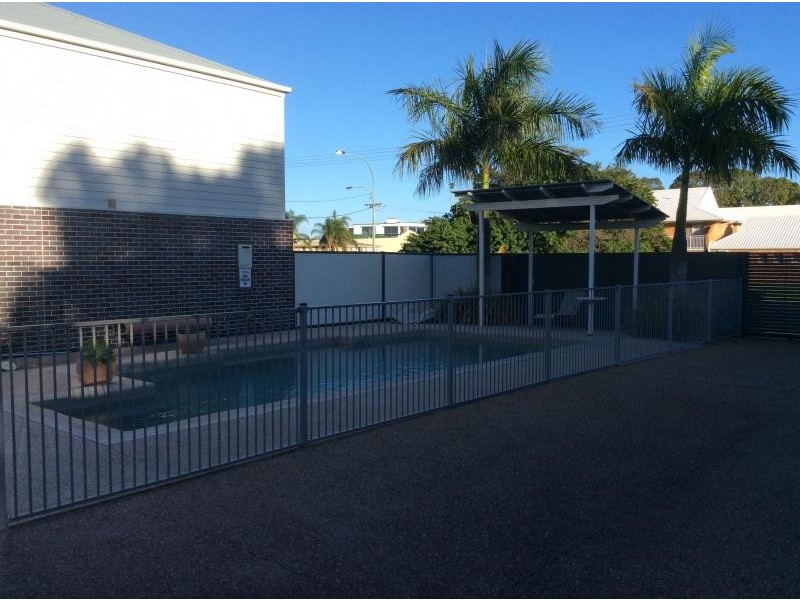 11/8 Taylor, Pialba QLD 4655