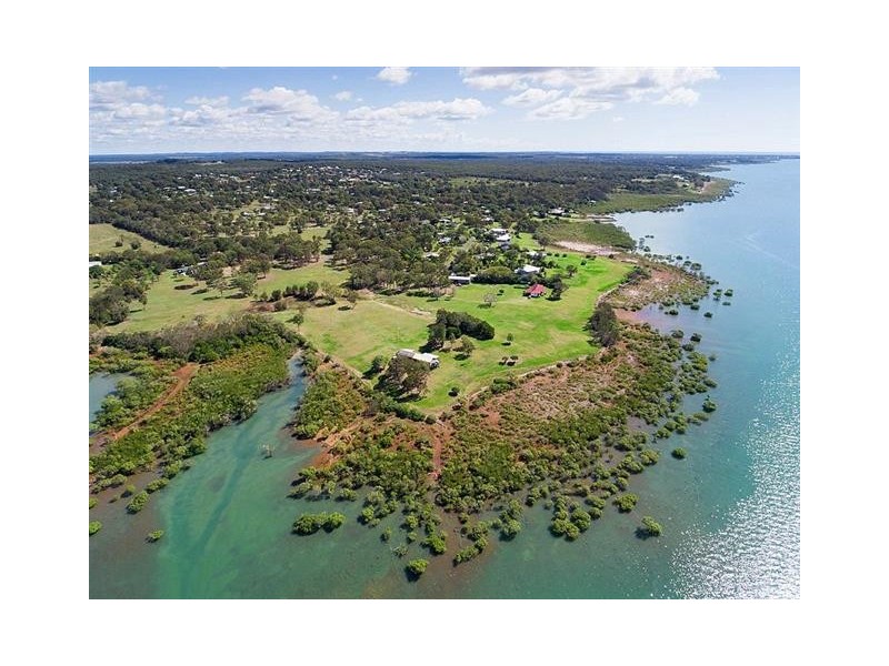 48 Francis Avenue, Booral QLD 4655