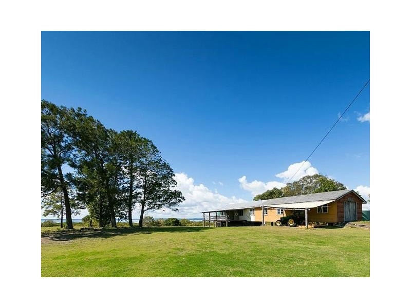 48 Francis Avenue, Booral QLD 4655