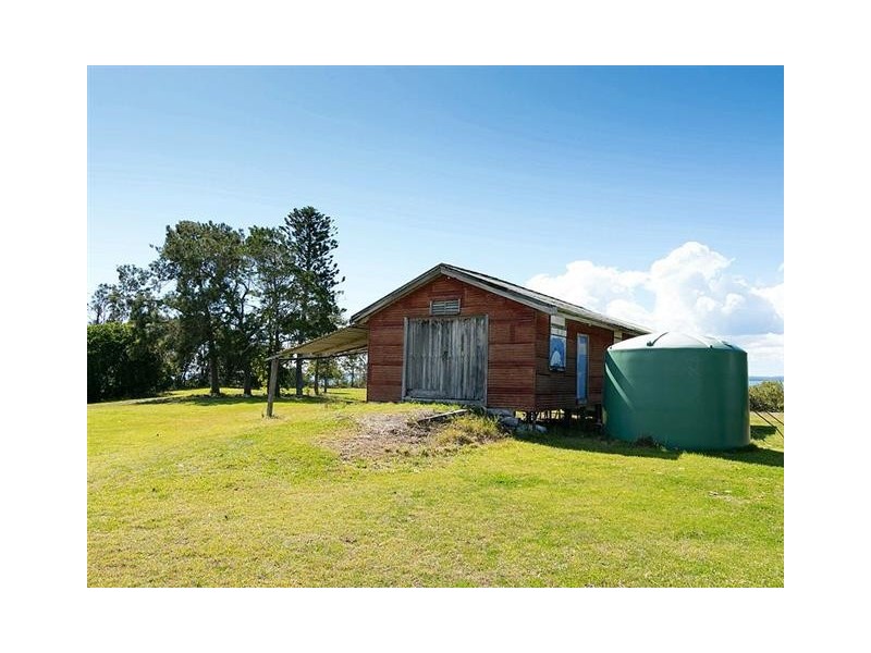 48 Francis Avenue, Booral QLD 4655