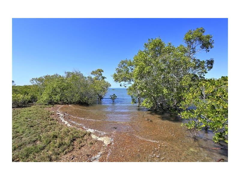 48 Francis Avenue, Booral QLD 4655