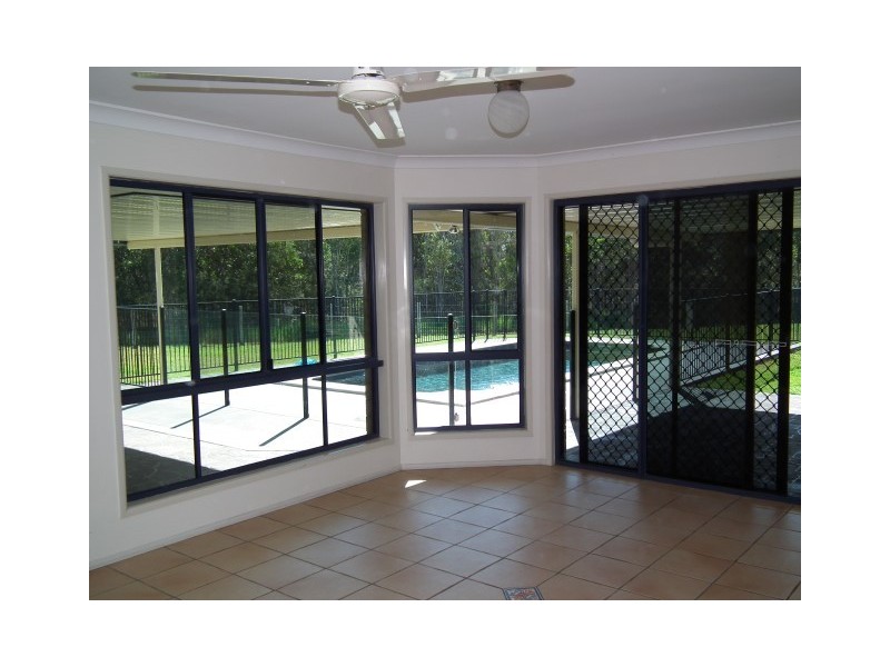 16 Kingston Close, Wondunna QLD 4655